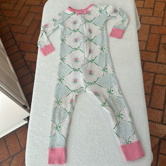 The Beaufort Bonnet Company Other - The Beaufort Bonnet Company - Belle Meade Bow w/ Flowers - Size: 2T